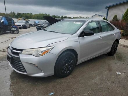 Серый Тойота Камри, объемом двигателя 2.5 л и пробегом 120 тыс. км за 2200 $, фото 1 на Automoto.ua
