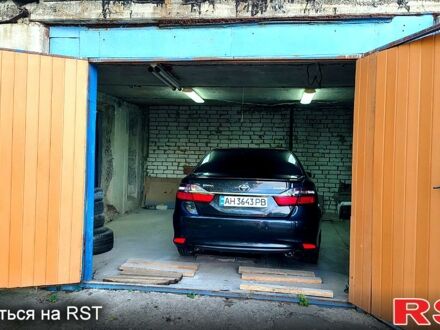 Серый Тойота Камри, объемом двигателя 2.5 л и пробегом 112 тыс. км за 17500 $, фото 1 на Automoto.ua