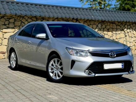 Серый Тойота Камри, объемом двигателя 2.49 л и пробегом 108 тыс. км за 20500 $, фото 1 на Automoto.ua