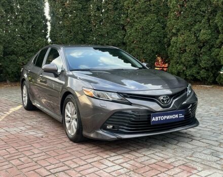 Серый Тойота Камри, объемом двигателя 2.5 л и пробегом 81 тыс. км за 18999 $, фото 1 на Automoto.ua