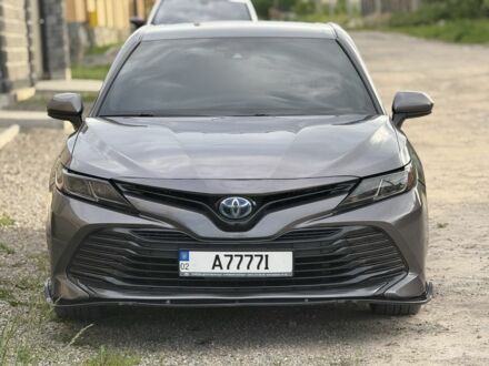 Тойота Камри 2018 в Виннице на Automoto.ua Серый Тойота Камри, объемом двигателя 2.5 л и пробегом 82 тыс. км за 25000 $, фото 1 на Automoto.ua