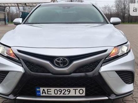 Тойота Камрі 2018 у Кривому Розі на Automoto.ua Сірий Тойота Камрі, об'ємом двигуна 2.5 л та пробігом 104 тис. км за 22500 $, фото 1 на Automoto.ua