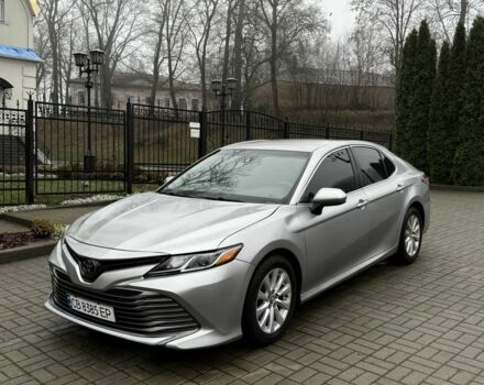 Серый Тойота Камри, объемом двигателя 2.5 л и пробегом 150 тыс. км за 16000 $, фото 1 на Automoto.ua