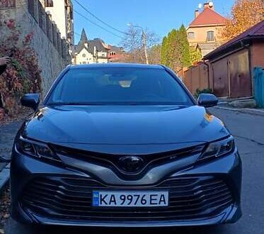 Серый Тойота Камри, объемом двигателя 2.49 л и пробегом 120 тыс. км за 19500 $, фото 1 на Automoto.ua