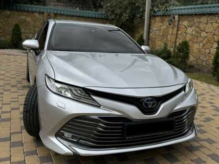 Серый Тойота Камри, объемом двигателя 2.5 л и пробегом 100 тыс. км за 18000 $, фото 1 на Automoto.ua