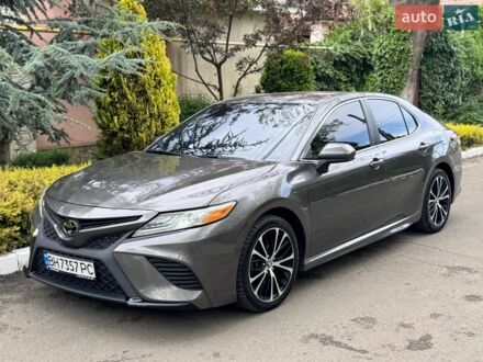 Серый Тойота Камри, объемом двигателя 2.49 л и пробегом 143 тыс. км за 17700 $, фото 1 на Automoto.ua