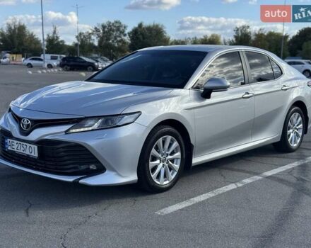 Сірий Тойота Камрі, об'ємом двигуна 2.49 л та пробігом 160 тис. км за 21500 $, фото 1 на Automoto.ua