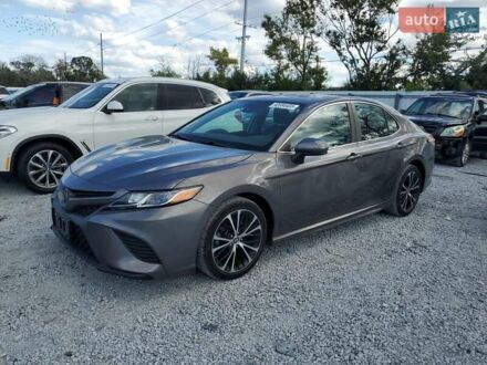Серый Тойота Камри, объемом двигателя 2.49 л и пробегом 77 тыс. км за 6200 $, фото 1 на Automoto.ua