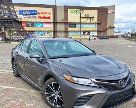 Серый Тойота Камри, объемом двигателя 2.5 л и пробегом 72 тыс. км за 17000 $, фото 1 на Automoto.ua