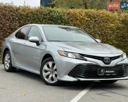 Серый Тойота Камри, объемом двигателя 2.49 л и пробегом 92 тыс. км за 23500 $, фото 1 на Automoto.ua