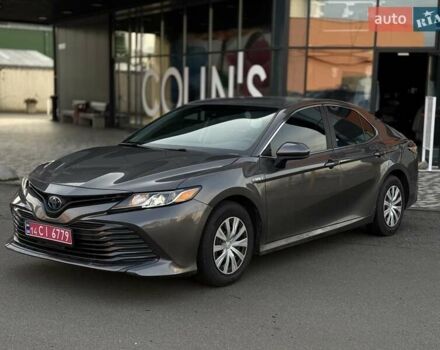 Серый Тойота Камри, объемом двигателя 2.49 л и пробегом 56 тыс. км за 23990 $, фото 1 на Automoto.ua