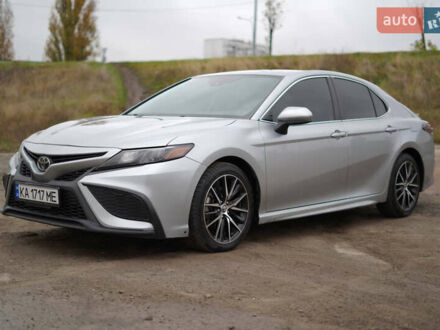 Сірий Тойота Камрі, об'ємом двигуна 2.49 л та пробігом 104 тис. км за 23000 $, фото 1 на Automoto.ua