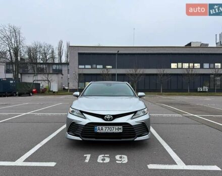 Серый Тойота Камри, объемом двигателя 2.49 л и пробегом 51 тыс. км за 29000 $, фото 1 на Automoto.ua