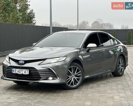 Серый Тойота Камри, объемом двигателя 2.49 л и пробегом 90 тыс. км за 30999 $, фото 1 на Automoto.ua