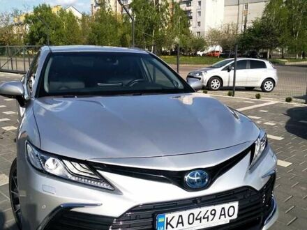 Тойота Камрі 2021 у Трускавце на Automoto.ua Сірий Тойота Камрі, об'ємом двигуна 2.49 л та пробігом 25 тис. км за 37600 $, фото 1 на Automoto.ua