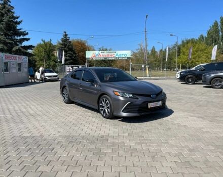 Сірий Тойота Камрі, об'ємом двигуна 2.5 л та пробігом 114 тис. км за 25999 $, фото 1 на Automoto.ua