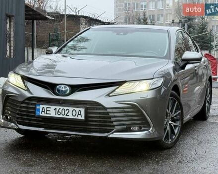 Серый Тойота Камри, объемом двигателя 2.49 л и пробегом 200 тыс. км за 28500 $, фото 1 на Automoto.ua