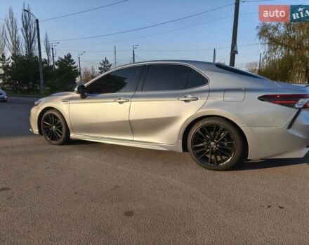 Серый Тойота Камри, объемом двигателя 2.49 л и пробегом 111 тыс. км за 25900 $, фото 1 на Automoto.ua