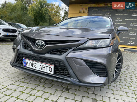 Серый Тойота Камри, объемом двигателя 2.49 л и пробегом 67 тыс. км за 23500 $, фото 1 на Automoto.ua