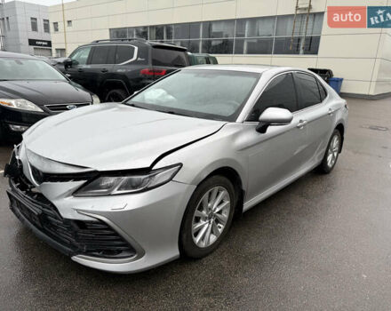 Сірий Тойота Камрі, об'ємом двигуна 2.49 л та пробігом 93 тис. км за 15900 $, фото 1 на Automoto.ua