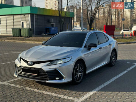 Тойота Камри 2022 в Киеве на Automoto.ua Серый Тойота Камри, объемом двигателя 2.49 л и пробегом 65 тыс. км за 34000 $, фото 1 на Automoto.ua