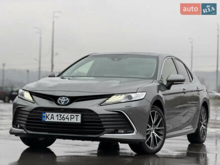 Сірий Тойота Камрі, об'ємом двигуна 2.49 л та пробігом 26 тис. км за 39999 $, фото 1 на Automoto.ua