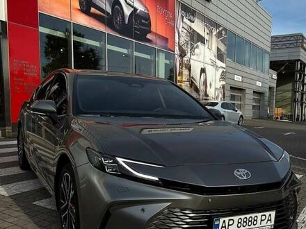 Серый Тойота Камри, объемом двигателя 2.49 л и пробегом 15 тыс. км за 48500 $, фото 1 на Automoto.ua