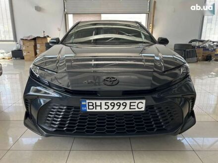 Сірий Тойота Камрі, об'ємом двигуна 2.5 л та пробігом 6 тис. км за 42500 $, фото 1 на Automoto.ua