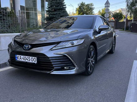 Сірий Тойота Камрі, об'ємом двигуна 2.49 л та пробігом 24 тис. км за 38800 $, фото 1 на Automoto.ua