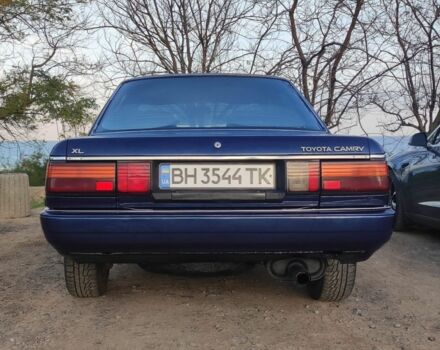 Синий Тойота Камри, объемом двигателя 2 л и пробегом 360 тыс. км за 1850 $, фото 6 на Automoto.ua