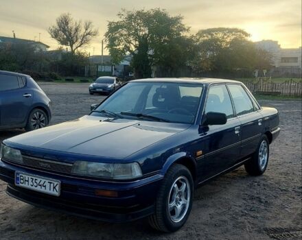 Синий Тойота Камри, объемом двигателя 2 л и пробегом 360 тыс. км за 1850 $, фото 2 на Automoto.ua