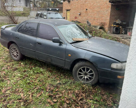 Синий Тойота Камри, объемом двигателя 2.16 л и пробегом 450 тыс. км за 1700 $, фото 1 на Automoto.ua