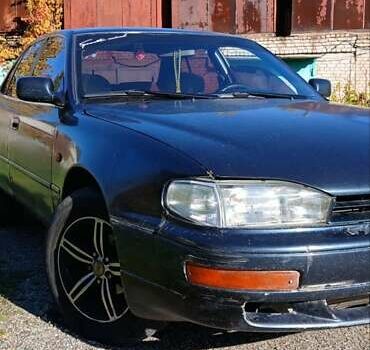 Синий Тойота Камри, объемом двигателя 2.2 л и пробегом 180 тыс. км за 2300 $, фото 2 на Automoto.ua