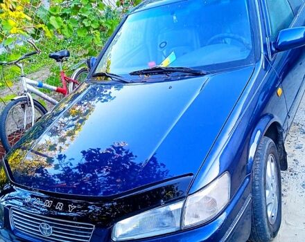 Синій Тойота Камрі, об'ємом двигуна 3 л та пробігом 200000 тис. км за 4000 $, фото 2 на Automoto.ua