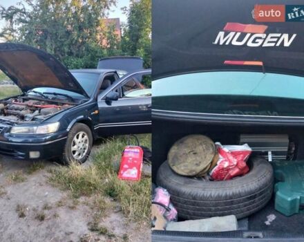 Синий Тойота Камри, объемом двигателя 3 л и пробегом 359 тыс. км за 2600 $, фото 5 на Automoto.ua