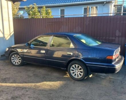 Синій Тойота Камрі, об'ємом двигуна 3 л та пробігом 390 тис. км за 2550 $, фото 1 на Automoto.ua