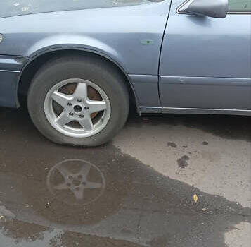 Синий Тойота Камри, объемом двигателя 2.2 л и пробегом 300 тыс. км за 2700 $, фото 10 на Automoto.ua