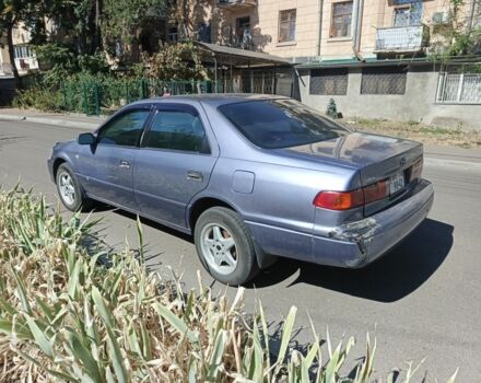 Синий Тойота Камри, объемом двигателя 2.2 л и пробегом 300 тыс. км за 2900 $, фото 2 на Automoto.ua