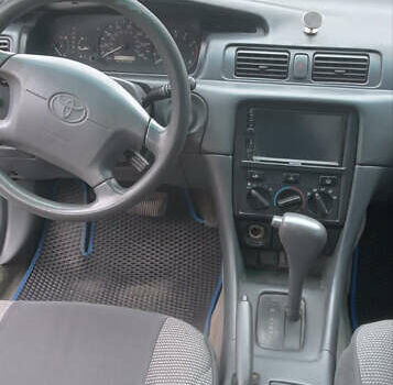 Синий Тойота Камри, объемом двигателя 2.2 л и пробегом 300 тыс. км за 2700 $, фото 12 на Automoto.ua