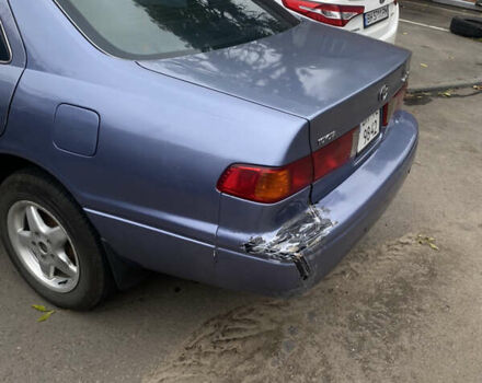 Синий Тойота Камри, объемом двигателя 2.2 л и пробегом 300 тыс. км за 2700 $, фото 3 на Automoto.ua