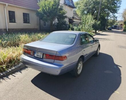 Синий Тойота Камри, объемом двигателя 2.2 л и пробегом 300 тыс. км за 2900 $, фото 1 на Automoto.ua