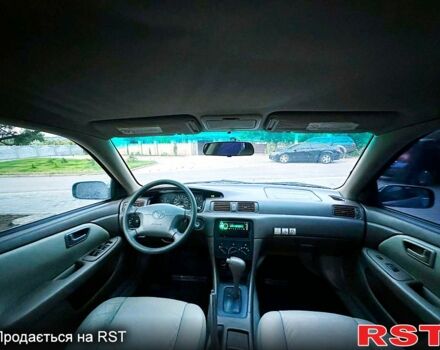 Синий Тойота Камри, объемом двигателя 2.2 л и пробегом 326 тыс. км за 3400 $, фото 4 на Automoto.ua