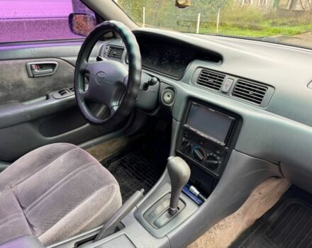 Синій Тойота Камрі, об'ємом двигуна 2.2 л та пробігом 290 тис. км за 3800 $, фото 23 на Automoto.ua