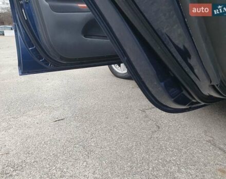 Синій Тойота Камрі, об'ємом двигуна 2.36 л та пробігом 300 тис. км за 5300 $, фото 12 на Automoto.ua