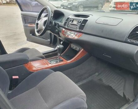 Синій Тойота Камрі, об'ємом двигуна 2.36 л та пробігом 300 тис. км за 5300 $, фото 24 на Automoto.ua