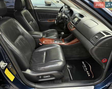 Синий Тойота Камри, объемом двигателя 3 л и пробегом 138 тыс. км за 6900 $, фото 47 на Automoto.ua