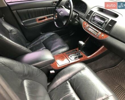 Синій Тойота Камрі, об'ємом двигуна 3 л та пробігом 265 тис. км за 7200 $, фото 31 на Automoto.ua