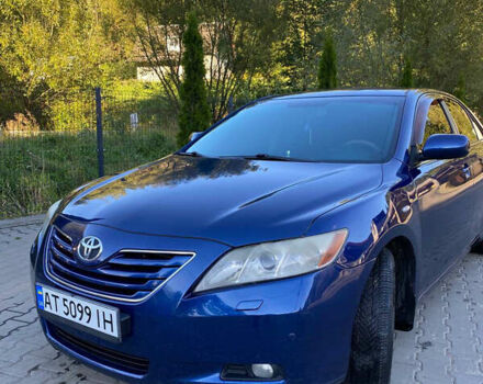 Синий Тойота Камри, объемом двигателя 2.4 л и пробегом 300 тыс. км за 7900 $, фото 1 на Automoto.ua