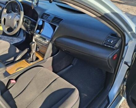 Синий Тойота Камри, объемом двигателя 2.36 л и пробегом 247 тыс. км за 7000 $, фото 13 на Automoto.ua