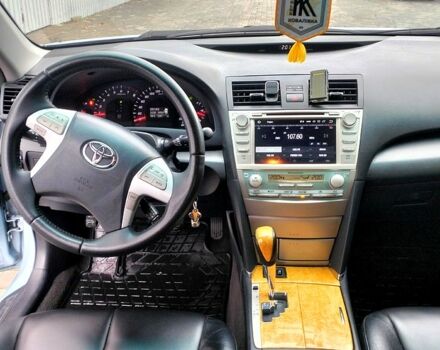 Синий Тойота Камри, объемом двигателя 3.5 л и пробегом 260 тыс. км за 7900 $, фото 4 на Automoto.ua